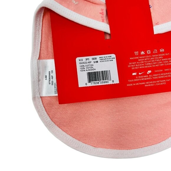 Nike Baby Girls Bib and Headband Set Size 0-6 Months - Picture 6 of 6